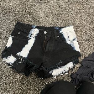 Carmar tie dye jean shorts size 25